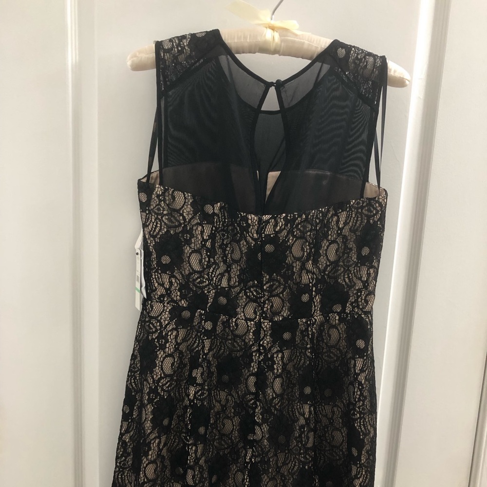 Laundry by Sheli Segal black lace dress STUNNING 8